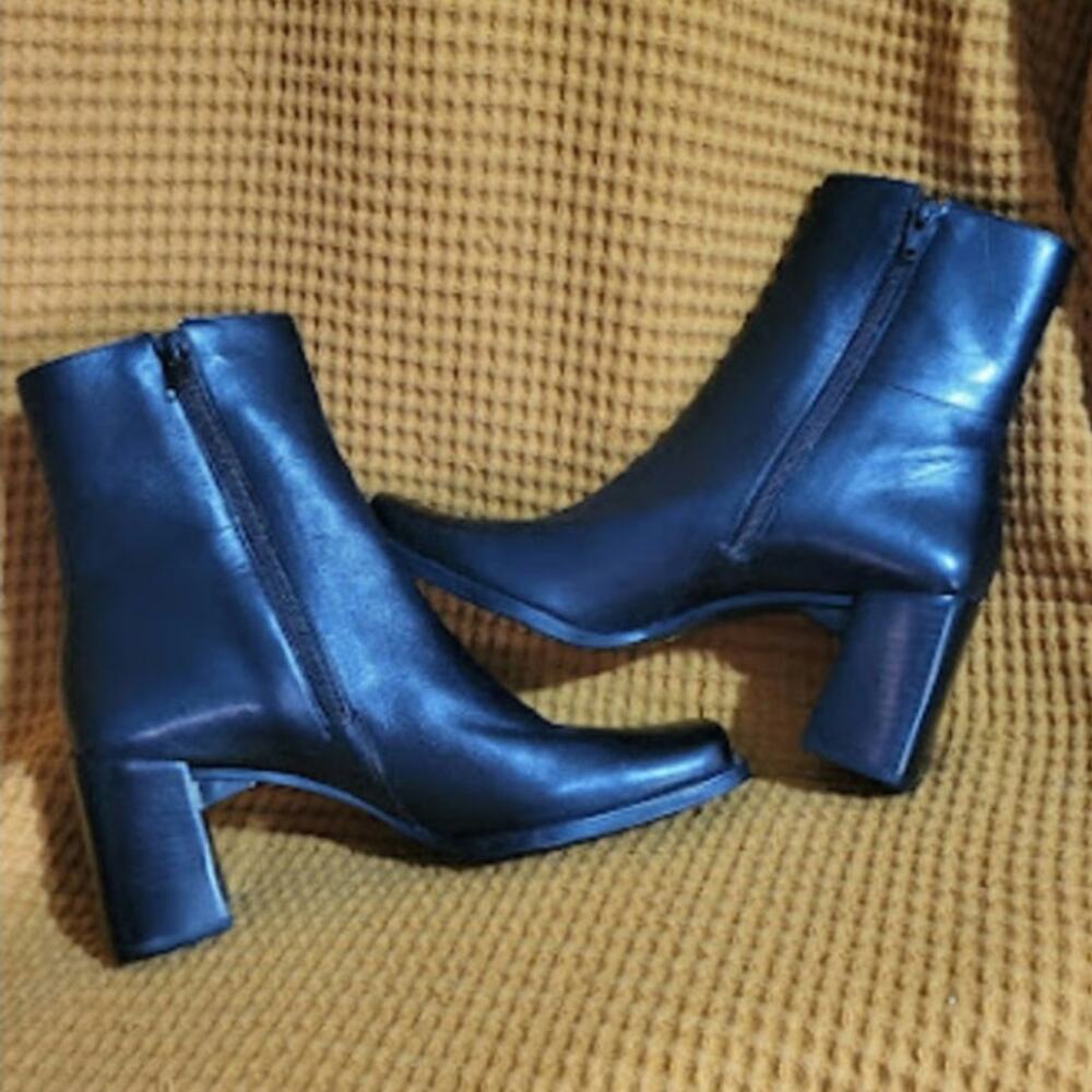 Enzo Angiolini Chunky Square 90s Style Grunge Toe Black Leather Ankle Boot 7 GUC